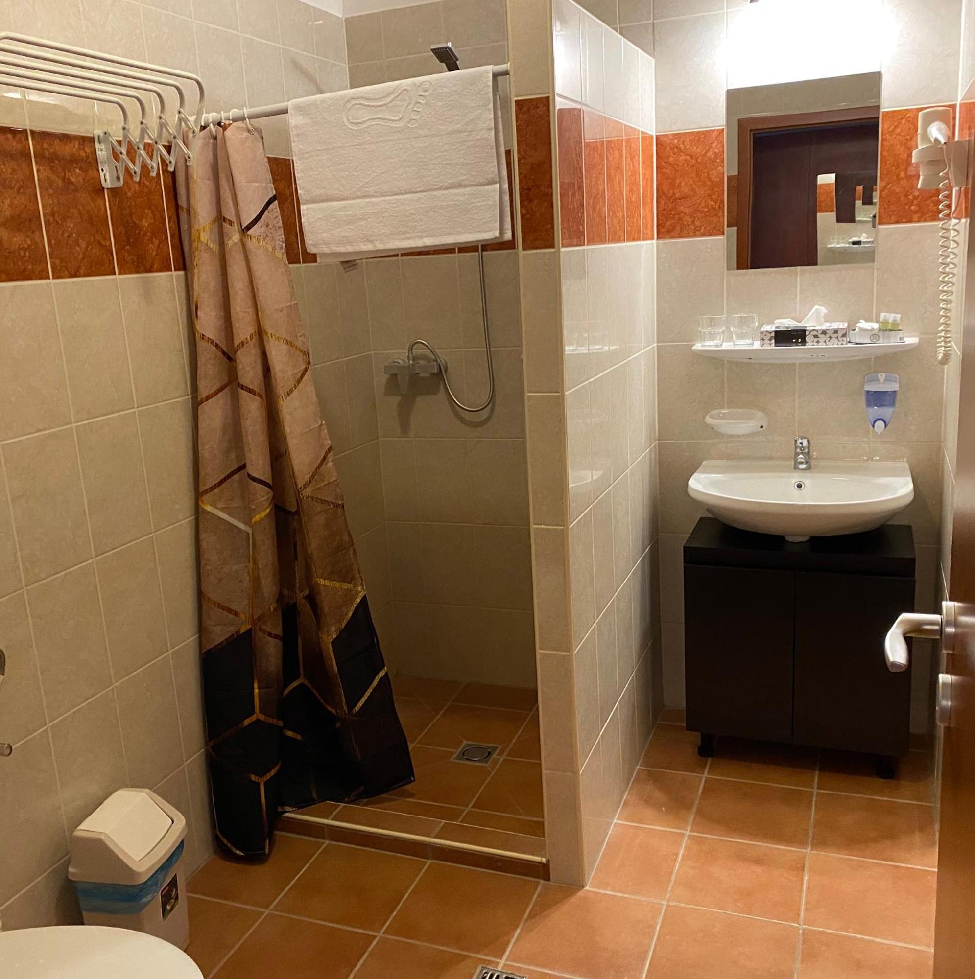 Ligetalja Termal Hotel Peneszlek Luaran gambar