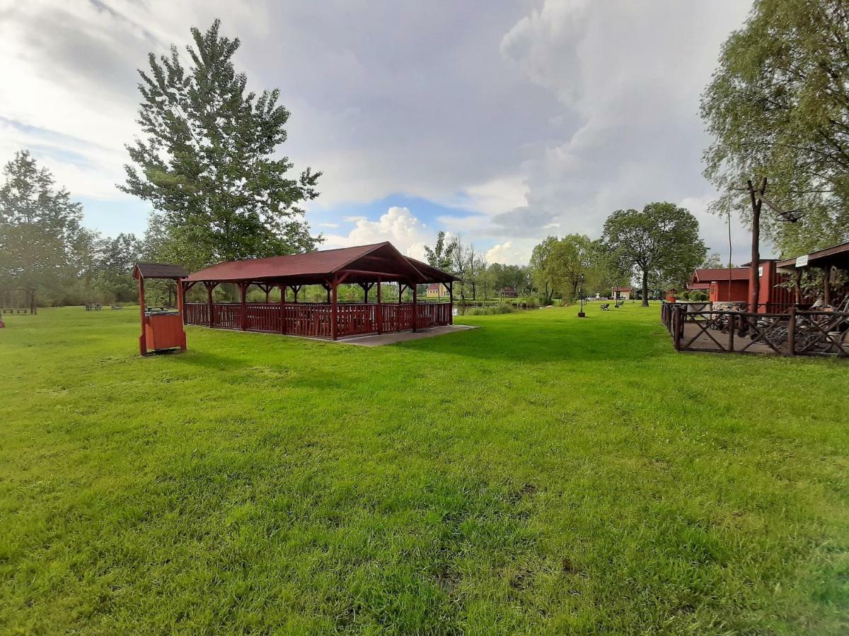 Ligetalja Termal Hotel Peneszlek Luaran gambar