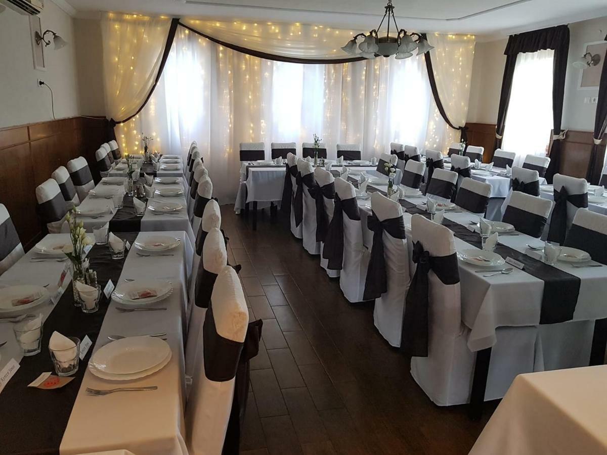 Ligetalja Termal Hotel Peneszlek Luaran gambar